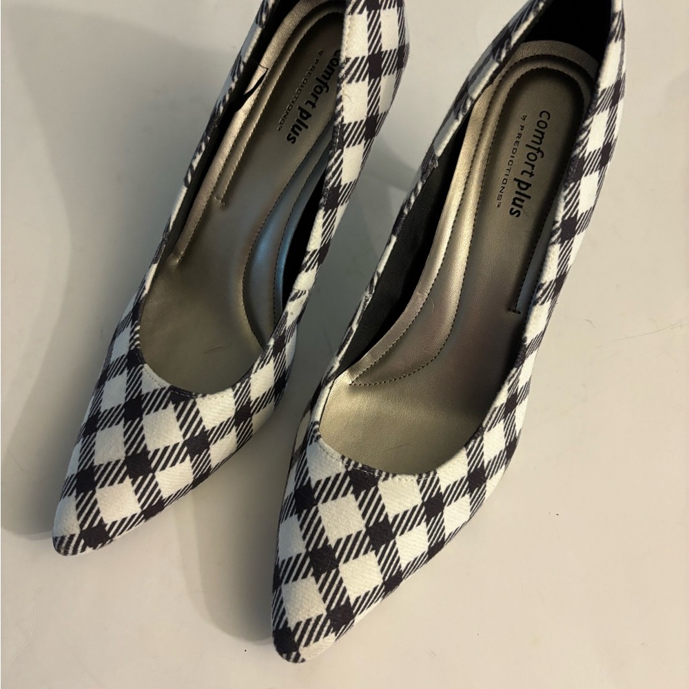comfort plus by Predictions Black and White Checkered Women's Shoes